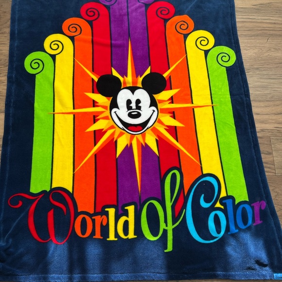Disney World of Color Mickey Blanket.   44x60 - Picture 2 of 4